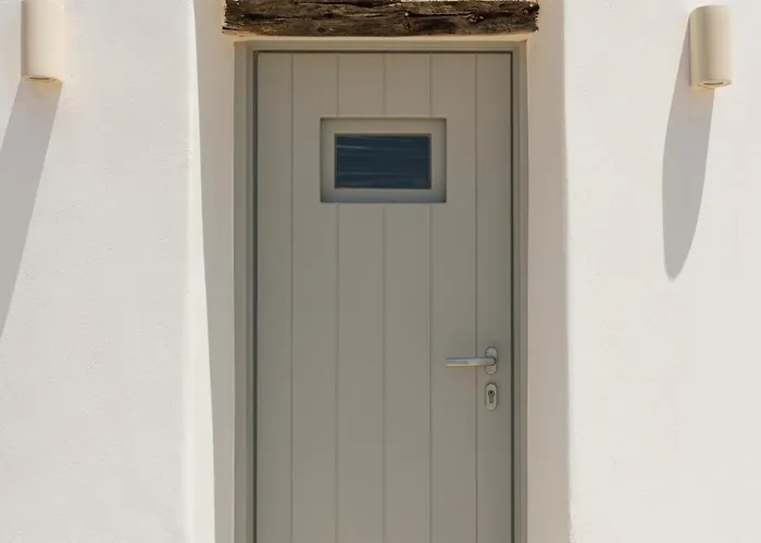 Дом отдыха Near - 1br - Jacuzzi - Origin Cycladic Windmill